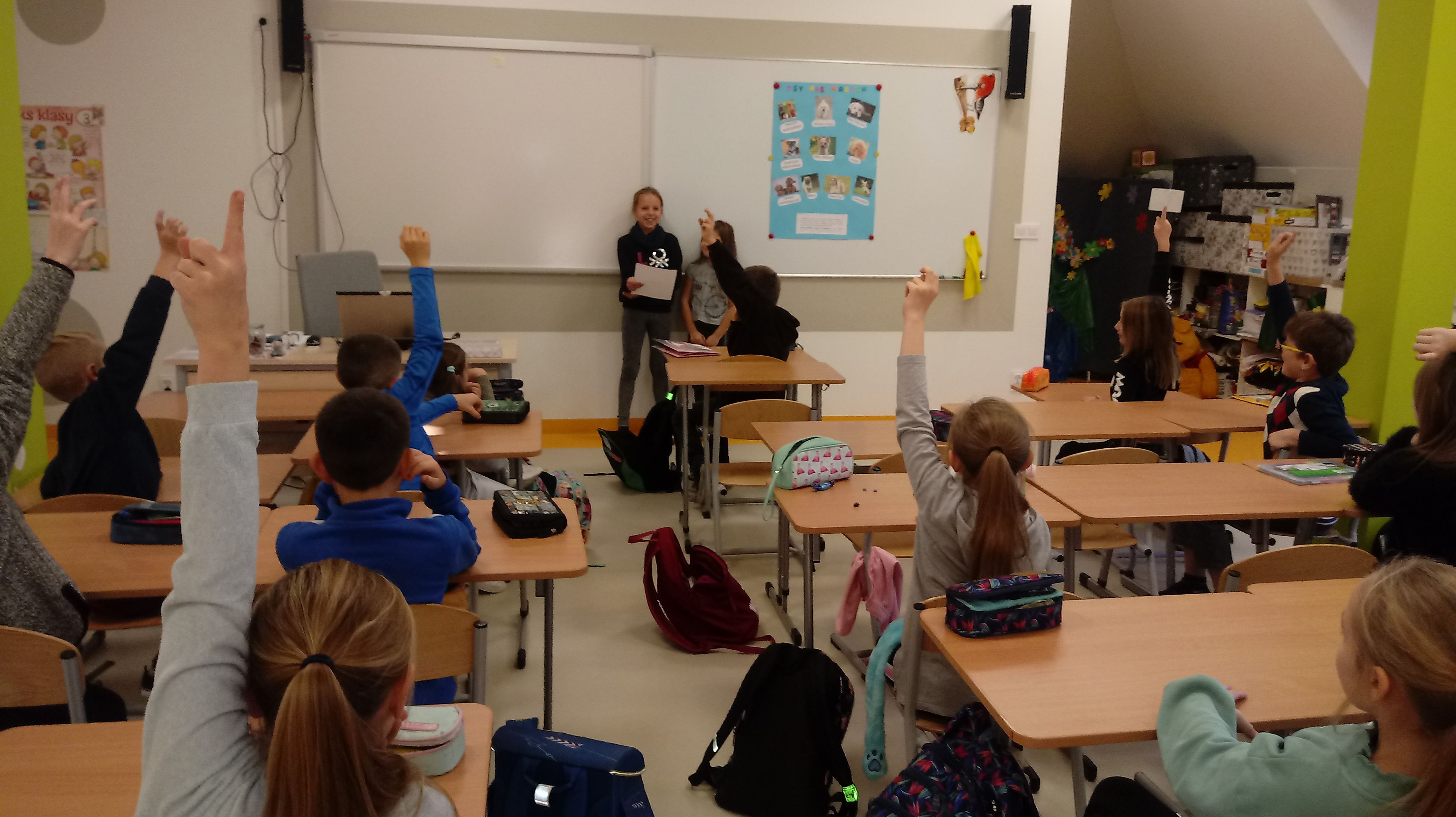 Mała wolontariuszka